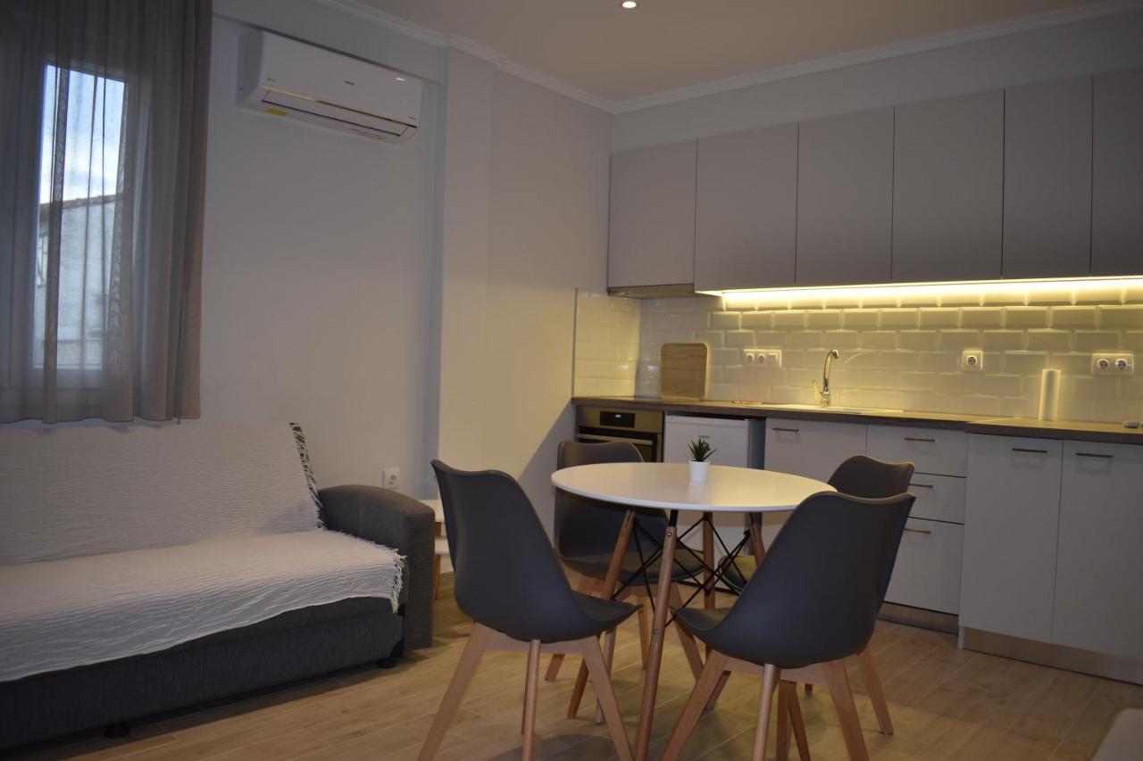 Sea View Luxury Apartment In Nea Kallikratia. Nea Kallikrateia Экстерьер фото