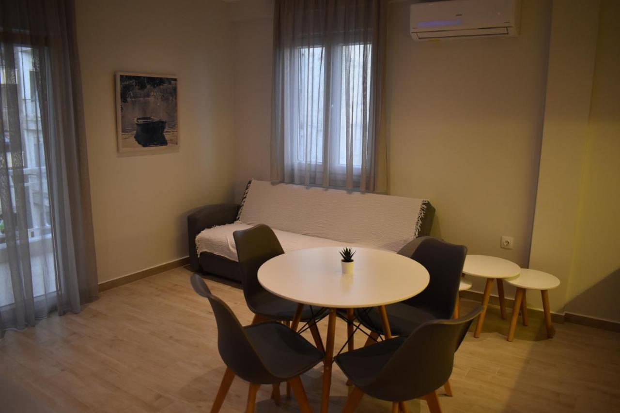 Sea View Luxury Apartment In Nea Kallikratia. Nea Kallikrateia Экстерьер фото
