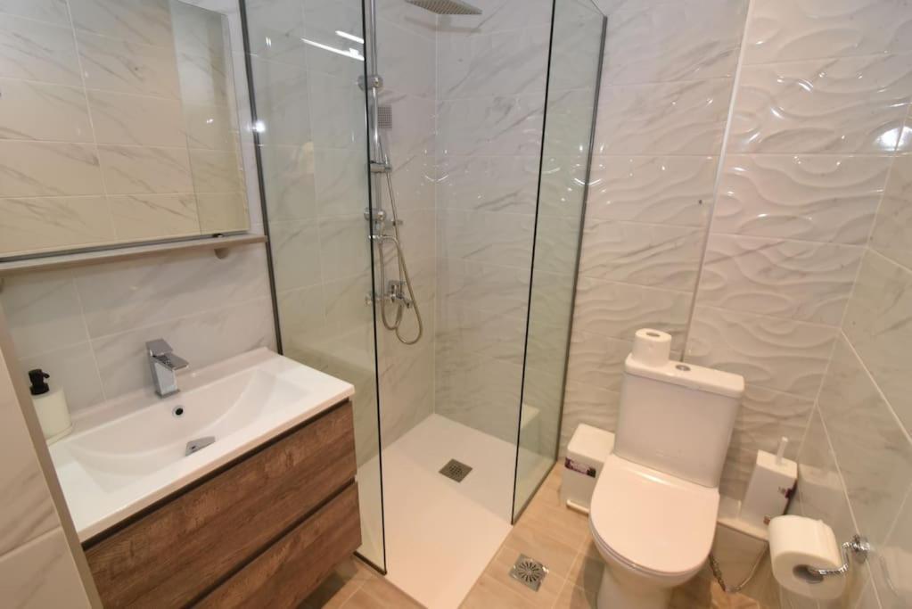 Sea View Luxury Apartment In Nea Kallikratia. Nea Kallikrateia Экстерьер фото