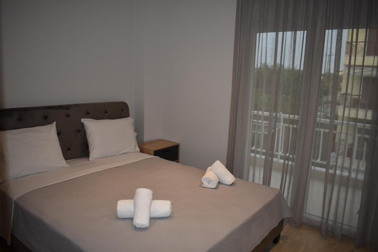 Sea View Luxury Apartment In Nea Kallikratia. Nea Kallikrateia Экстерьер фото